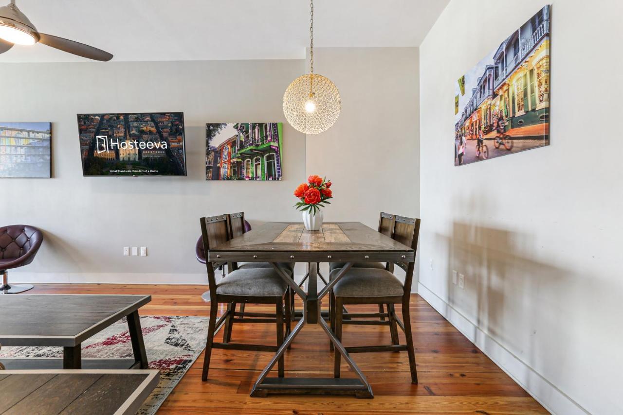 Modern Close To Attractions Apartment
