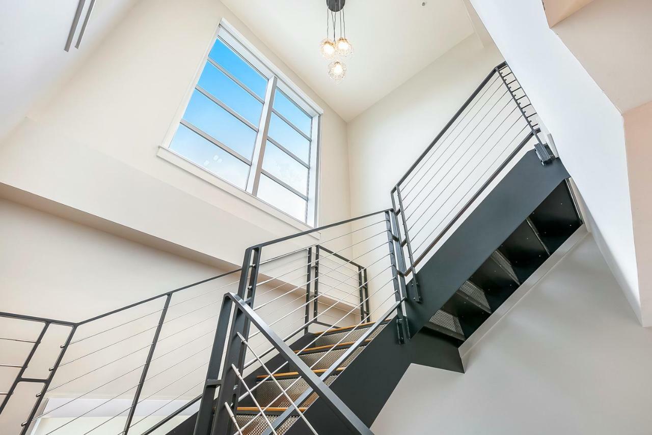 Apartment Modern Close To Attractions