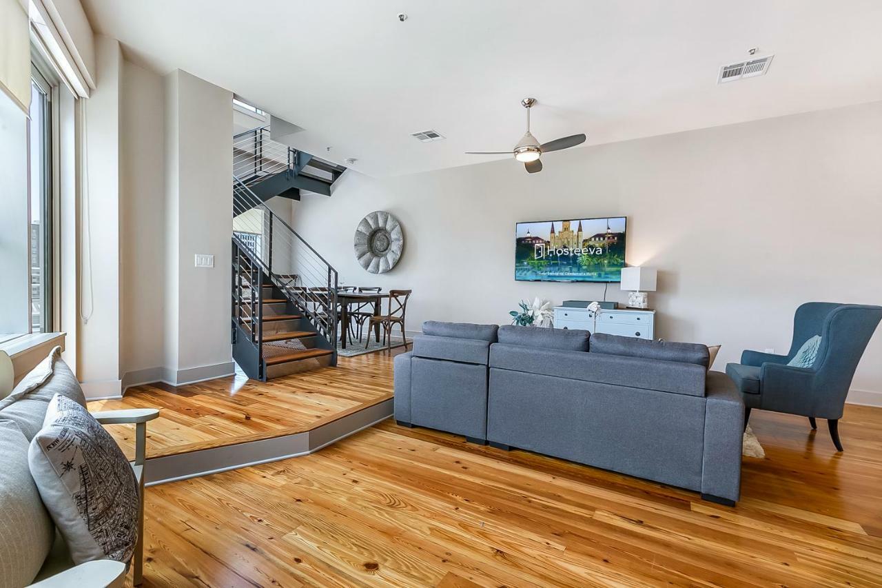 Modern Close To Attractions Apartment